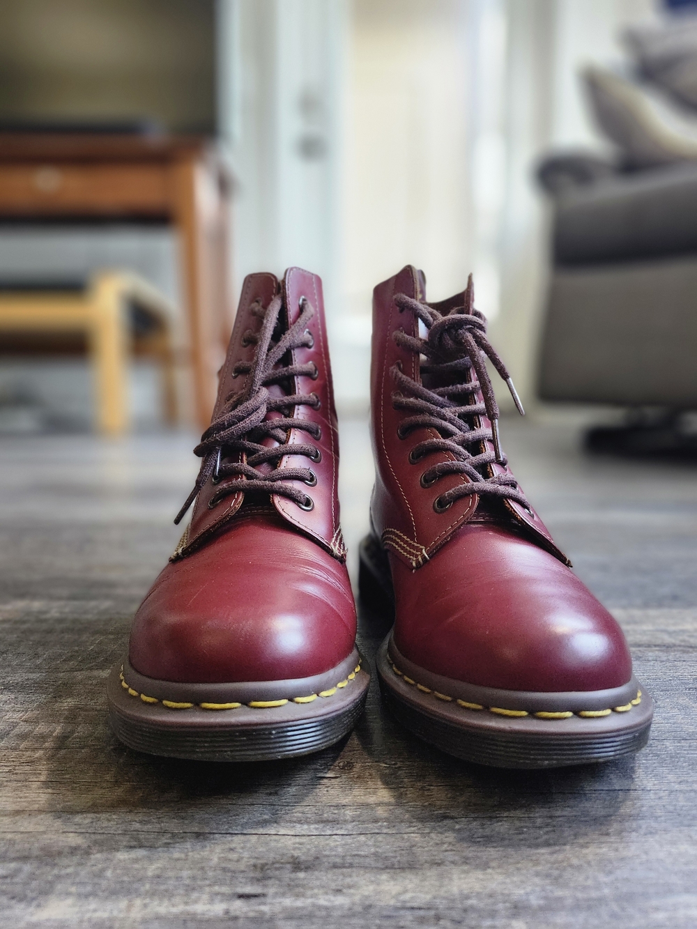 Dr. Martens Vintage 1460 Made In England Burgundy / Oxblood Quilon White Stitch - Picture 3 of 16